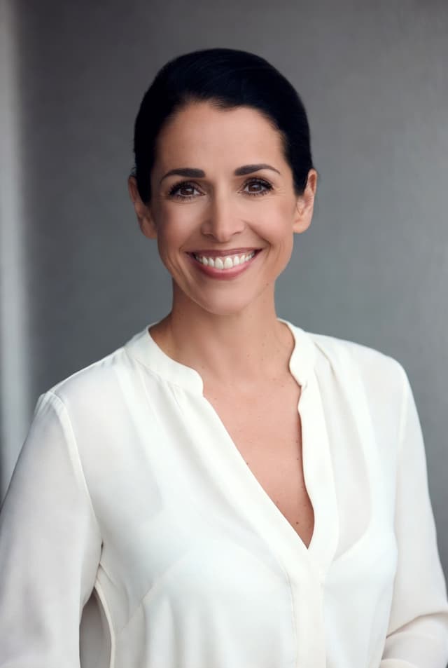 Emma Jansen — AI Procurement & Purchasing Assistant